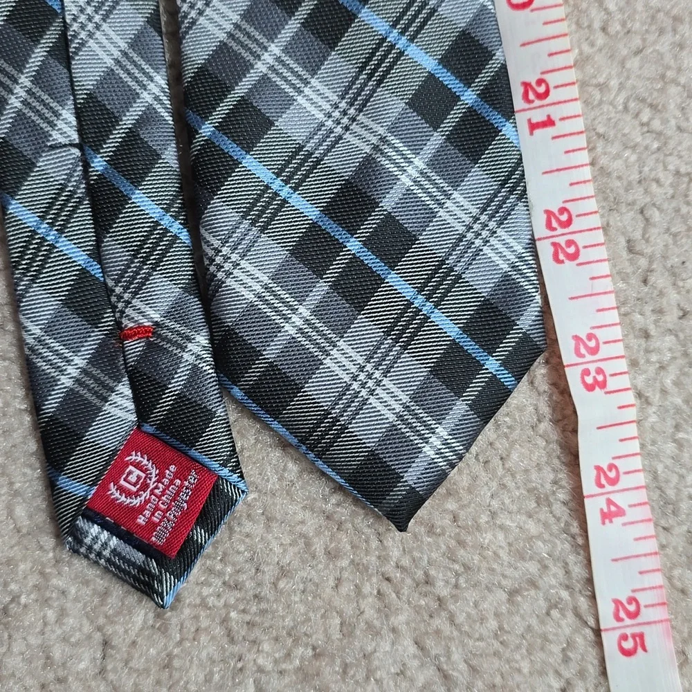 CHAPS Plaid Tie (48